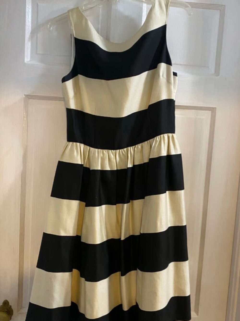 Kate Spade “Carolyn” cream black striped colorblock dress 6 ASO Taylor Swift